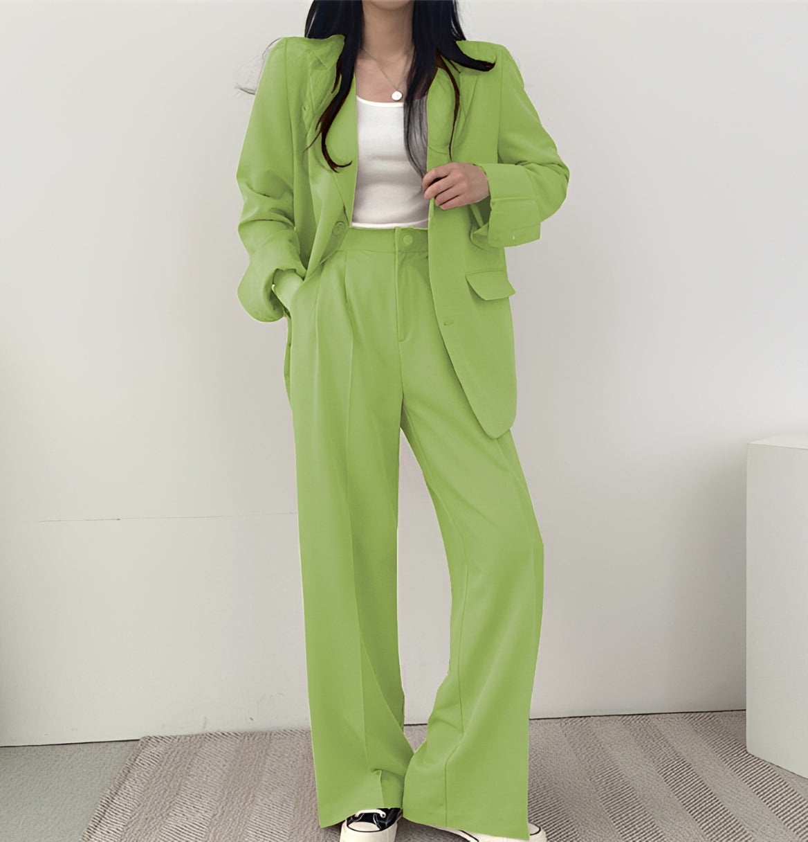 Camilla - Stylish Everyday Suit