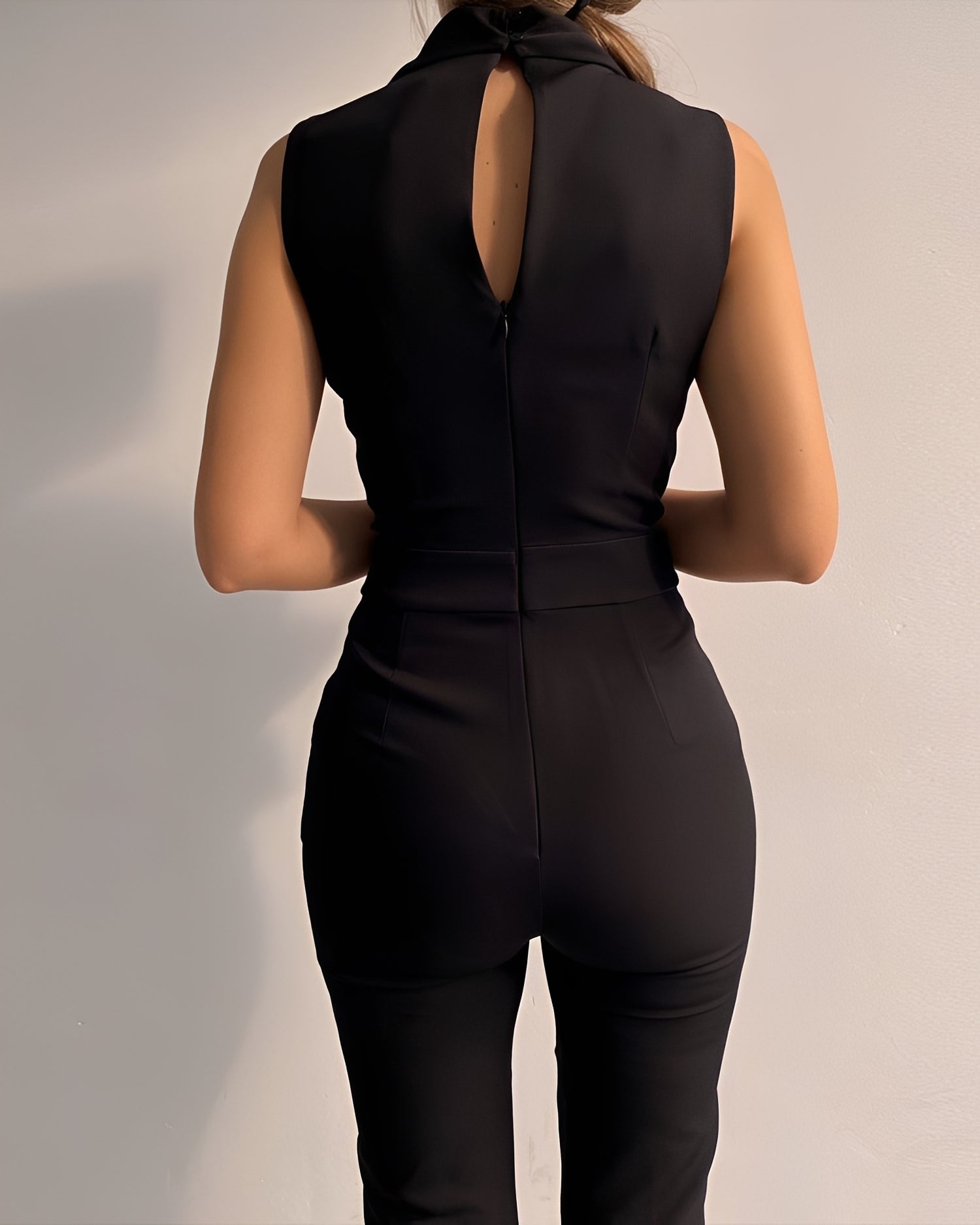 Jannat - Sophisticated Lapel Jumpsuit