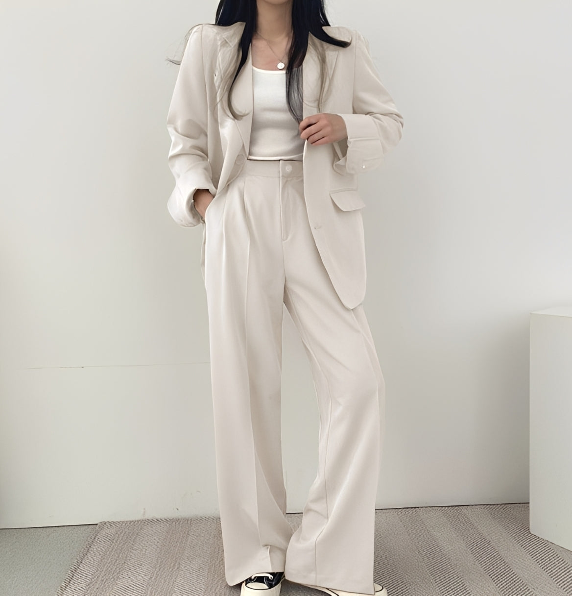 Camilla - Stylish Everyday Suit