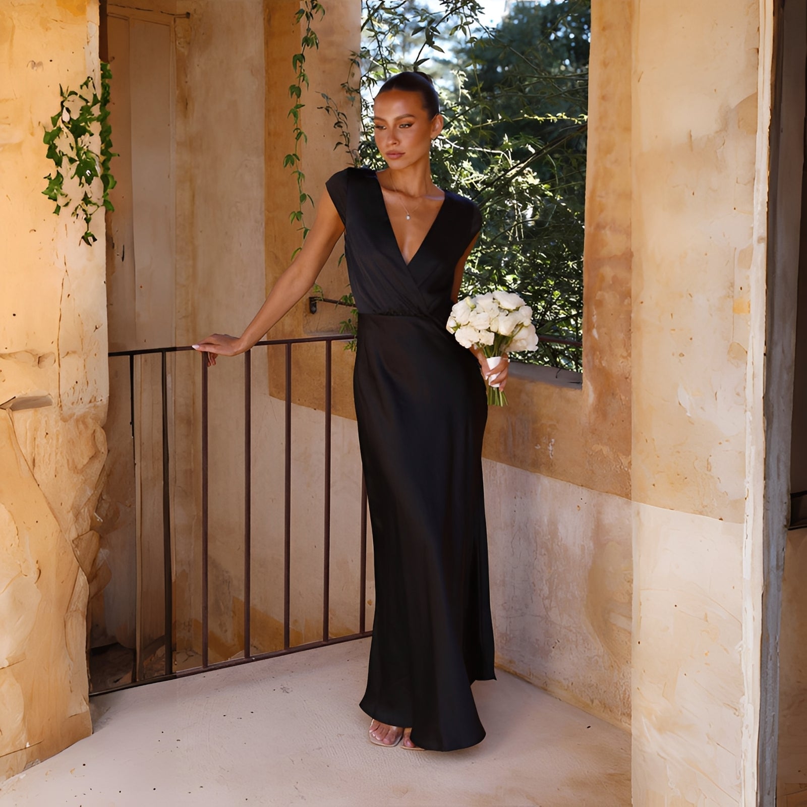 Antonia - Stylish Maxi Dress