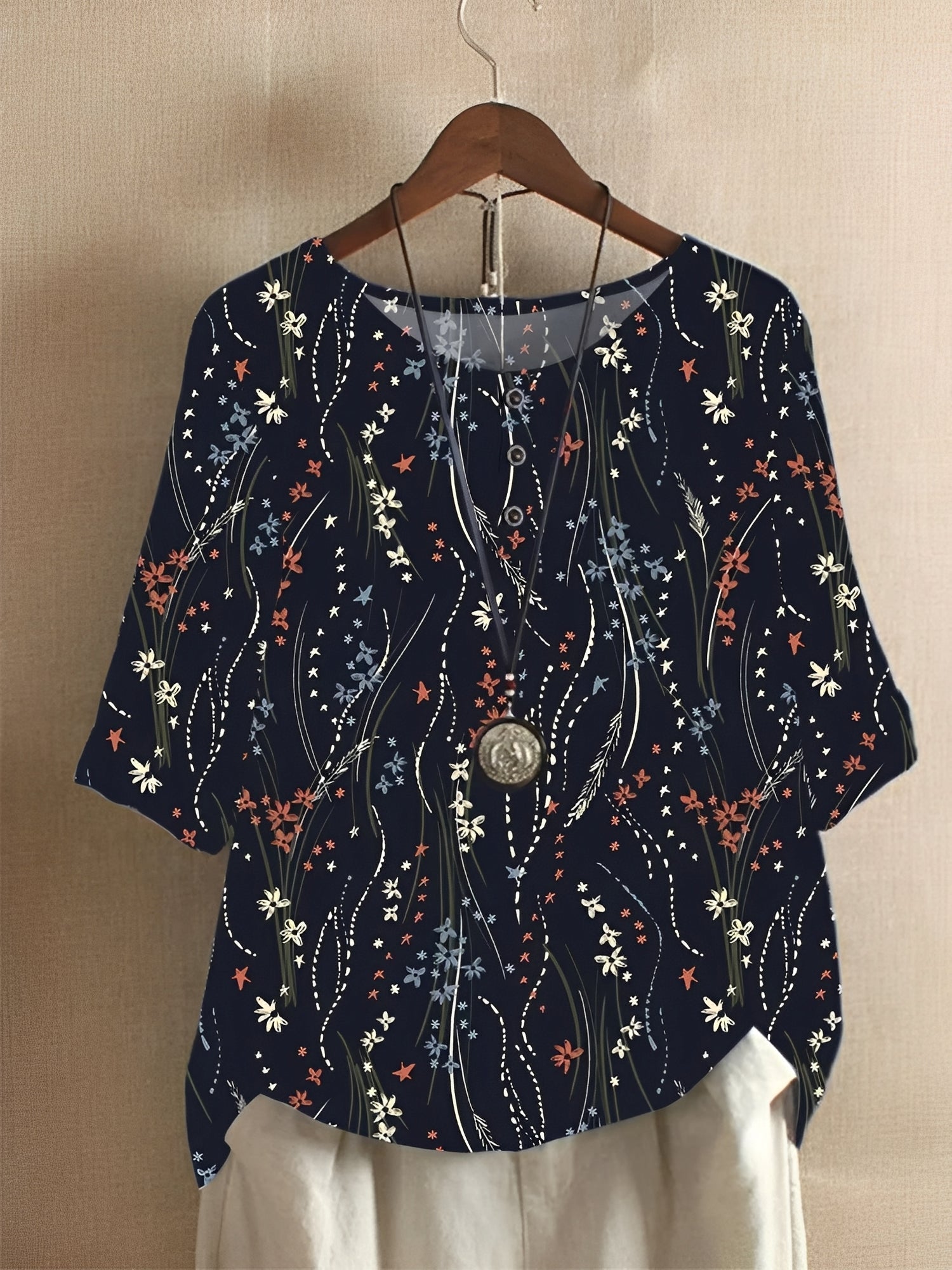Hennie - Women's printed, loose-fit shirt