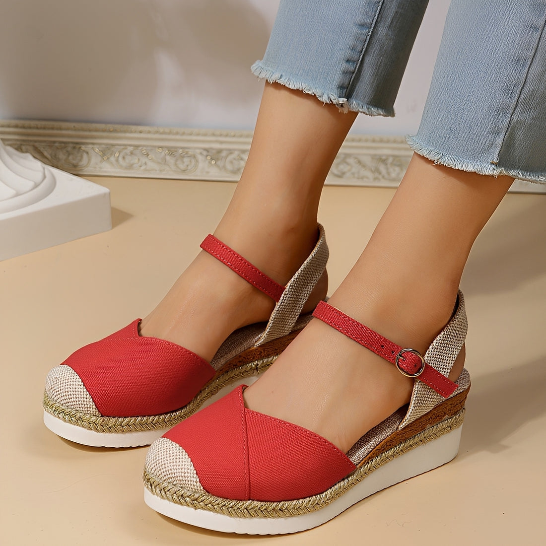 Esmeralda - Stylish sandals