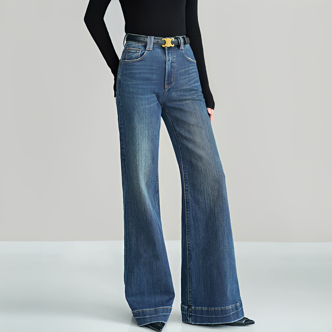 Tamia - Trendy Mid-Rise Jeans
