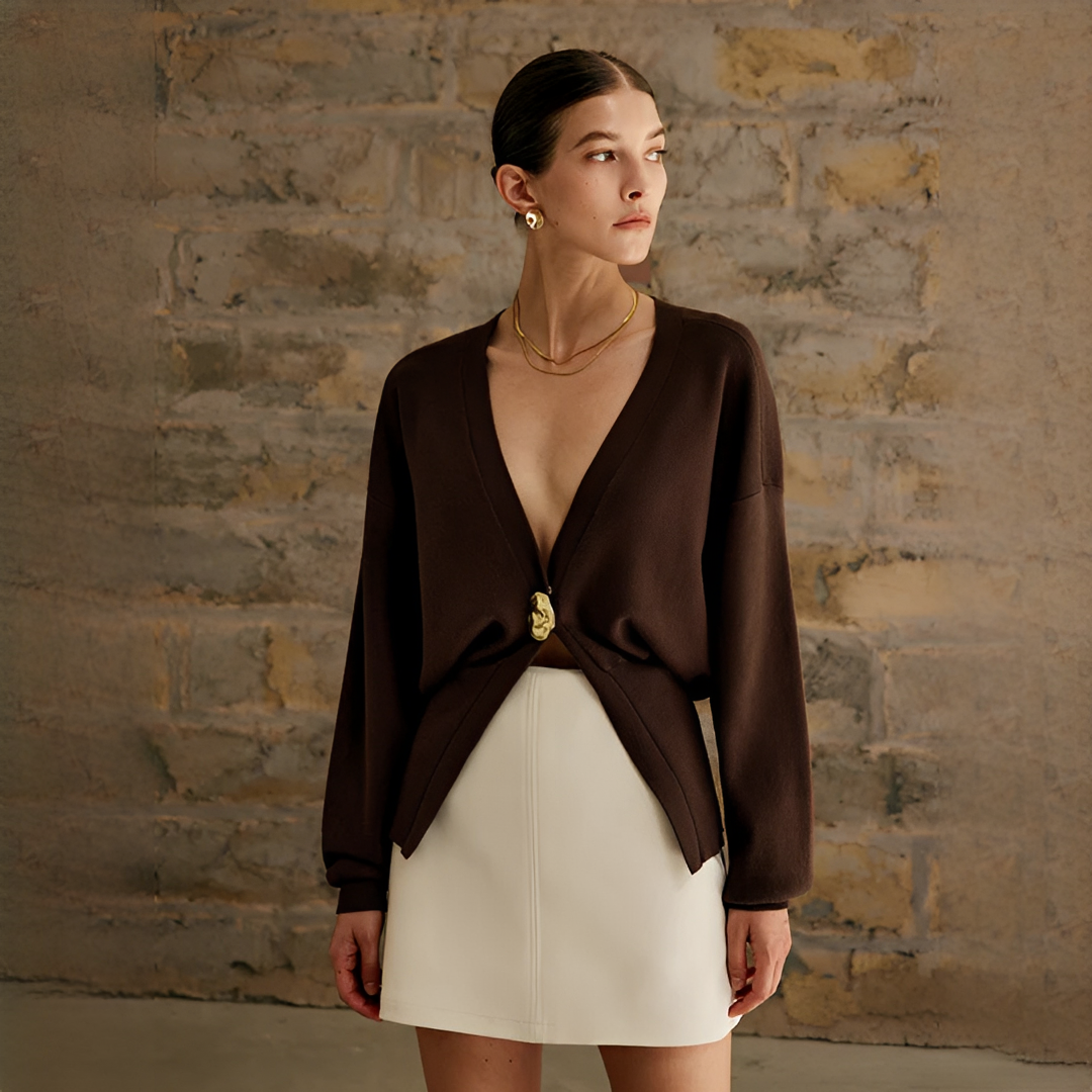 Lowela - Comfortable and stylish cardigan