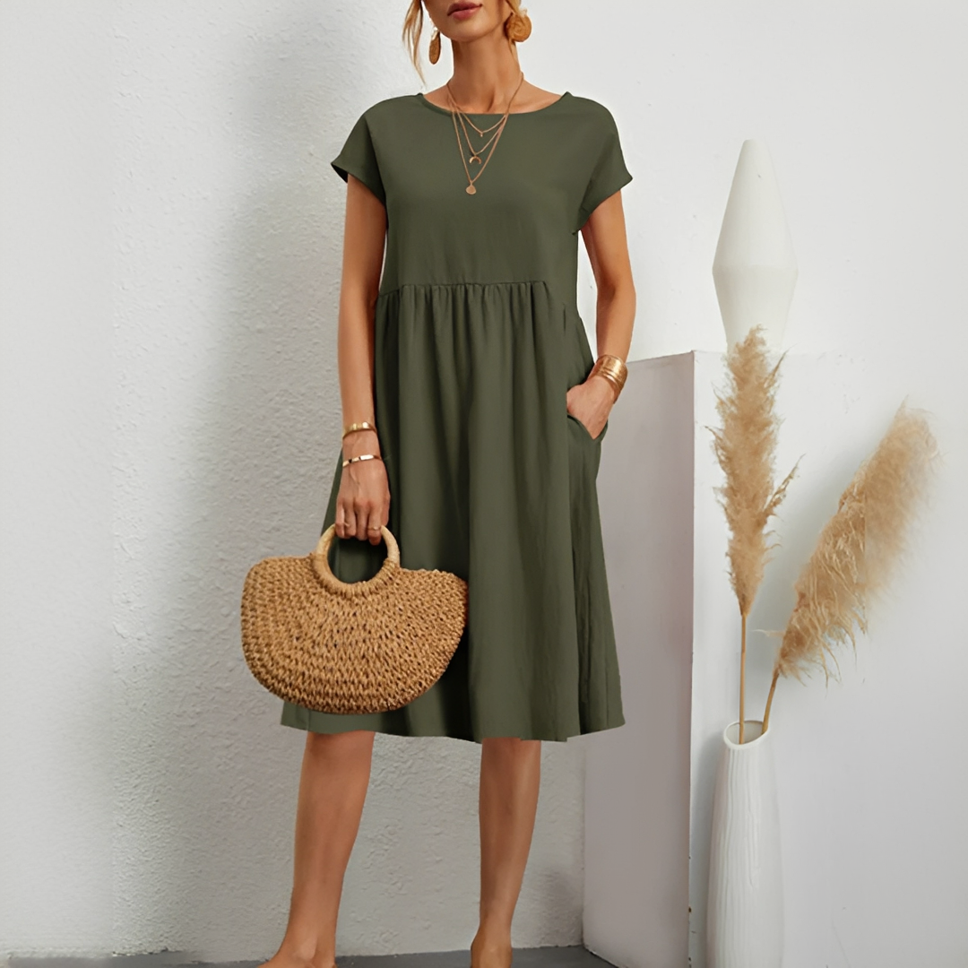 Evalyn - Trendy Mid-Length Dress