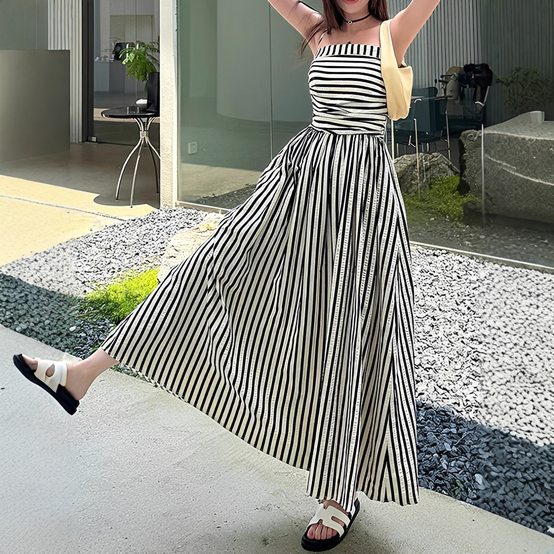 Cindy - Sophisticated Striped Maxi Dress