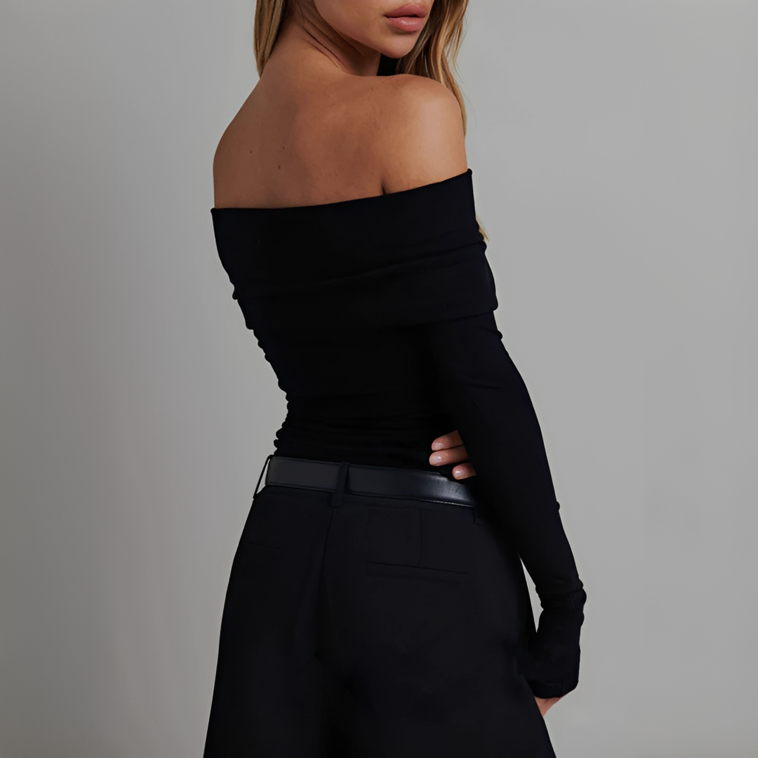 Kathryn - Trendy Off-Shoulder Top