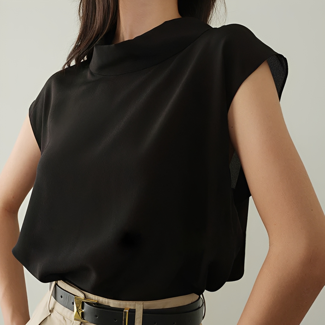 Linda - Casual Short Sleeve Tee
