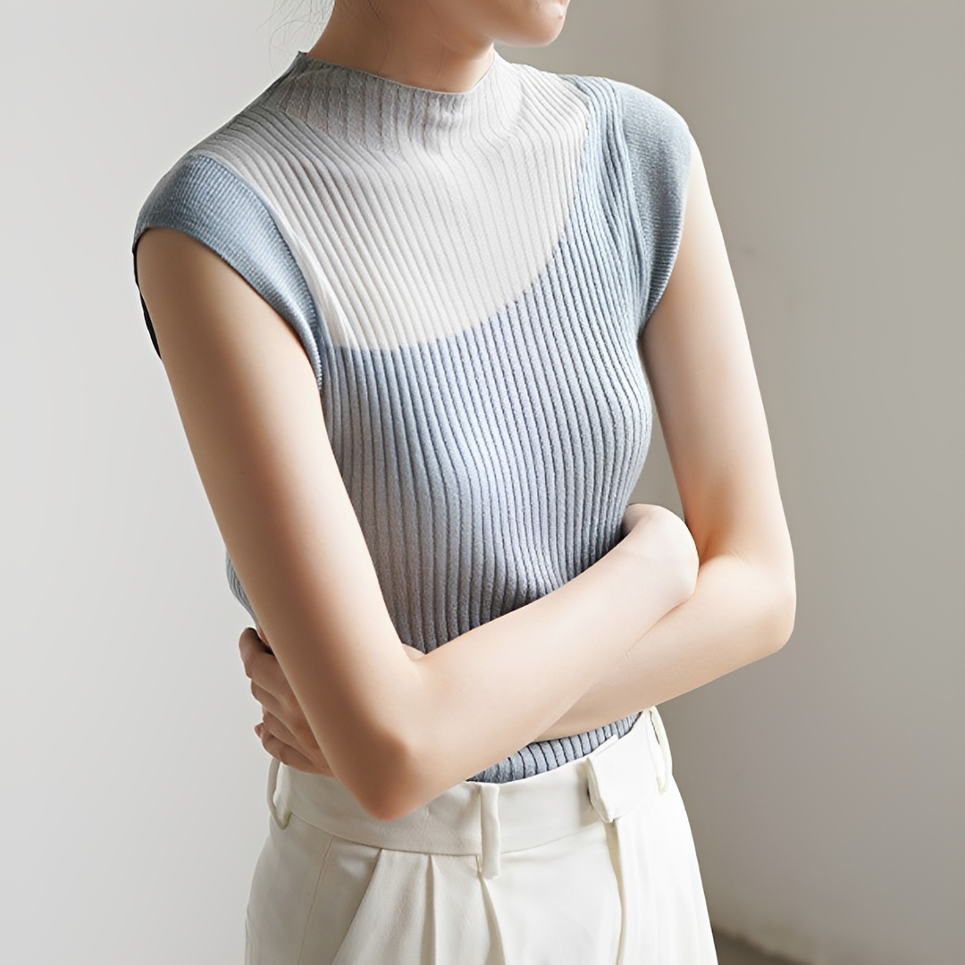 Kiara - Trendy Sleeveless Top