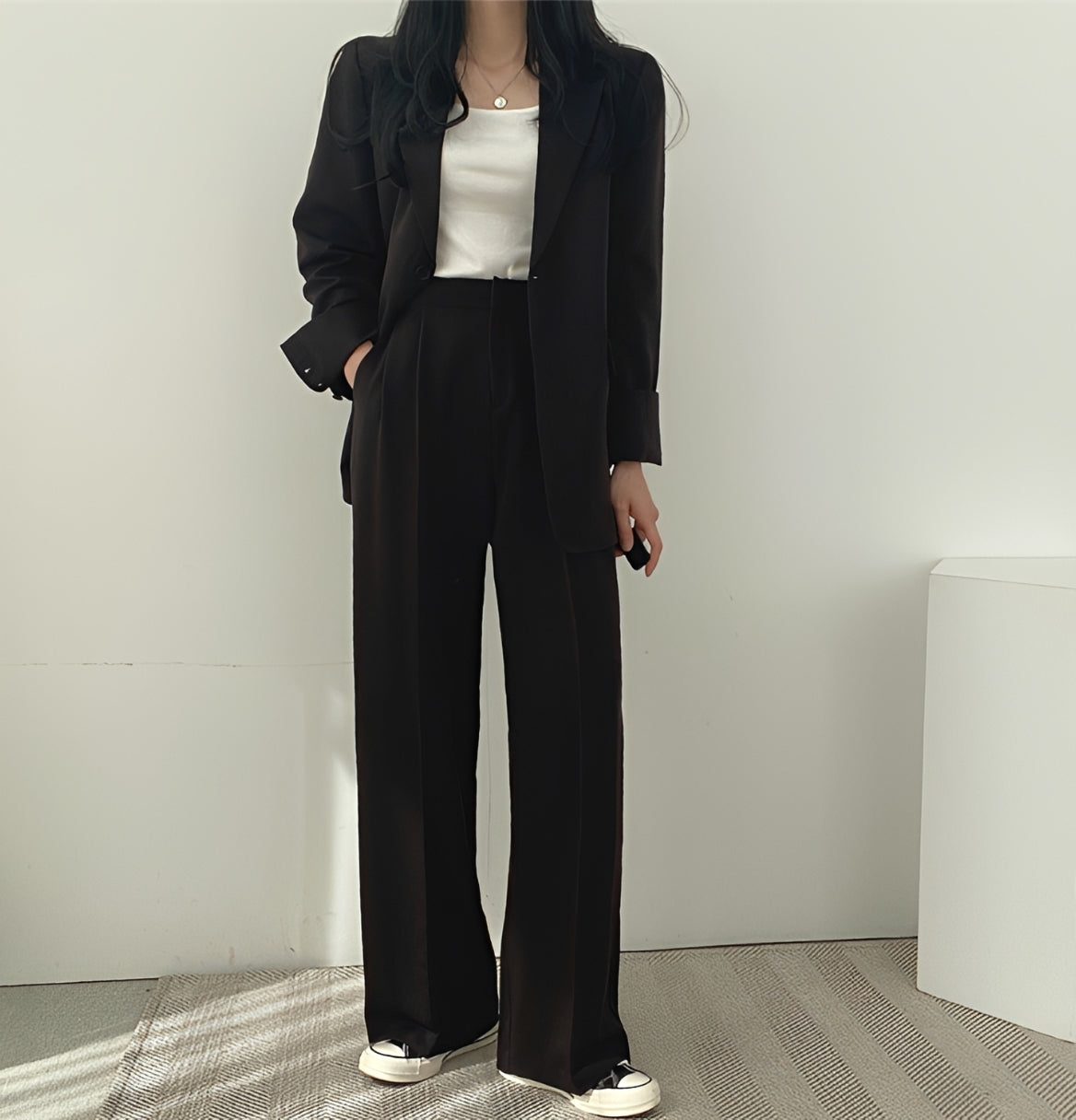 Camilla - Stylish Everyday Suit