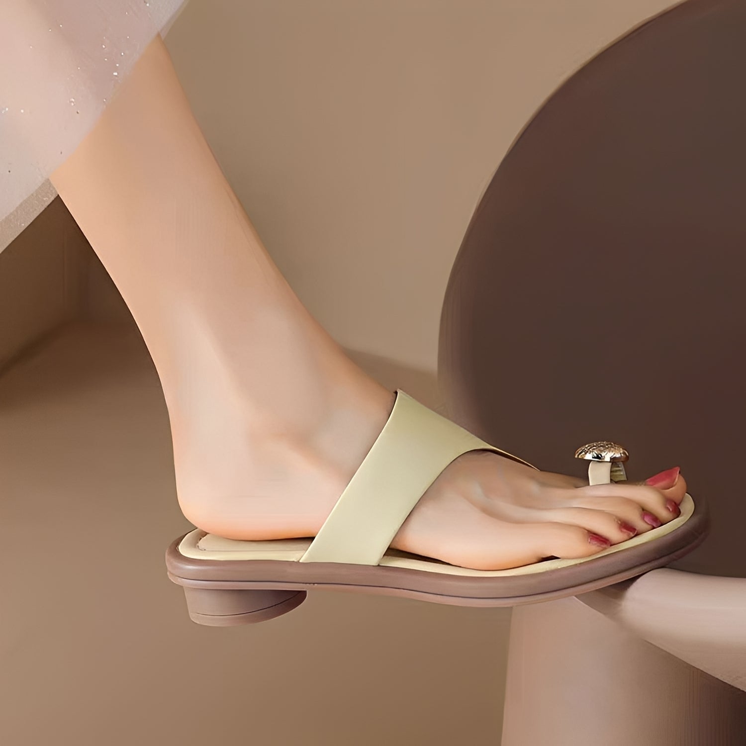 Deanna - Trendy Buckle Toe Slippers