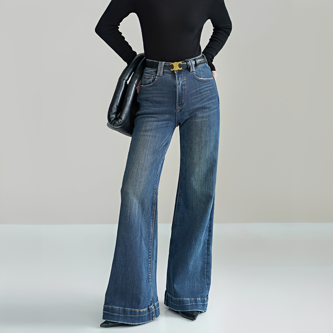 Tamia - Trendy Mid-Rise Jeans