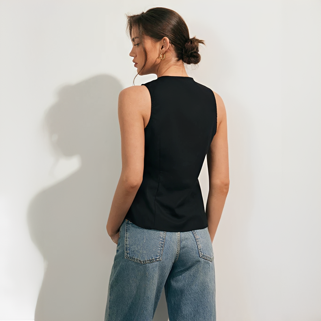 Windelyn - Stylish Sleeveless Top