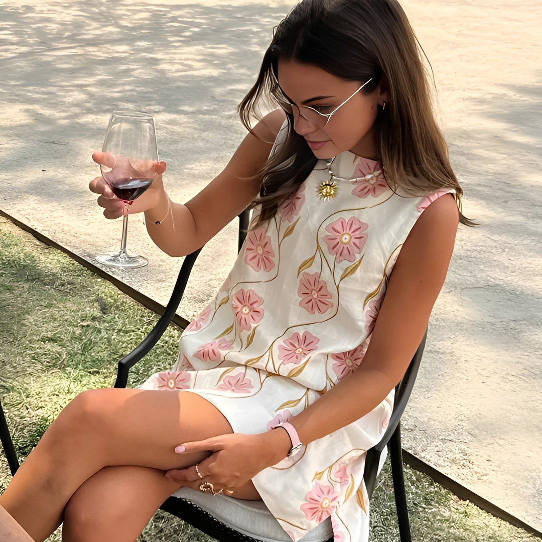 Kemberly - Elegant sleeveless short dress