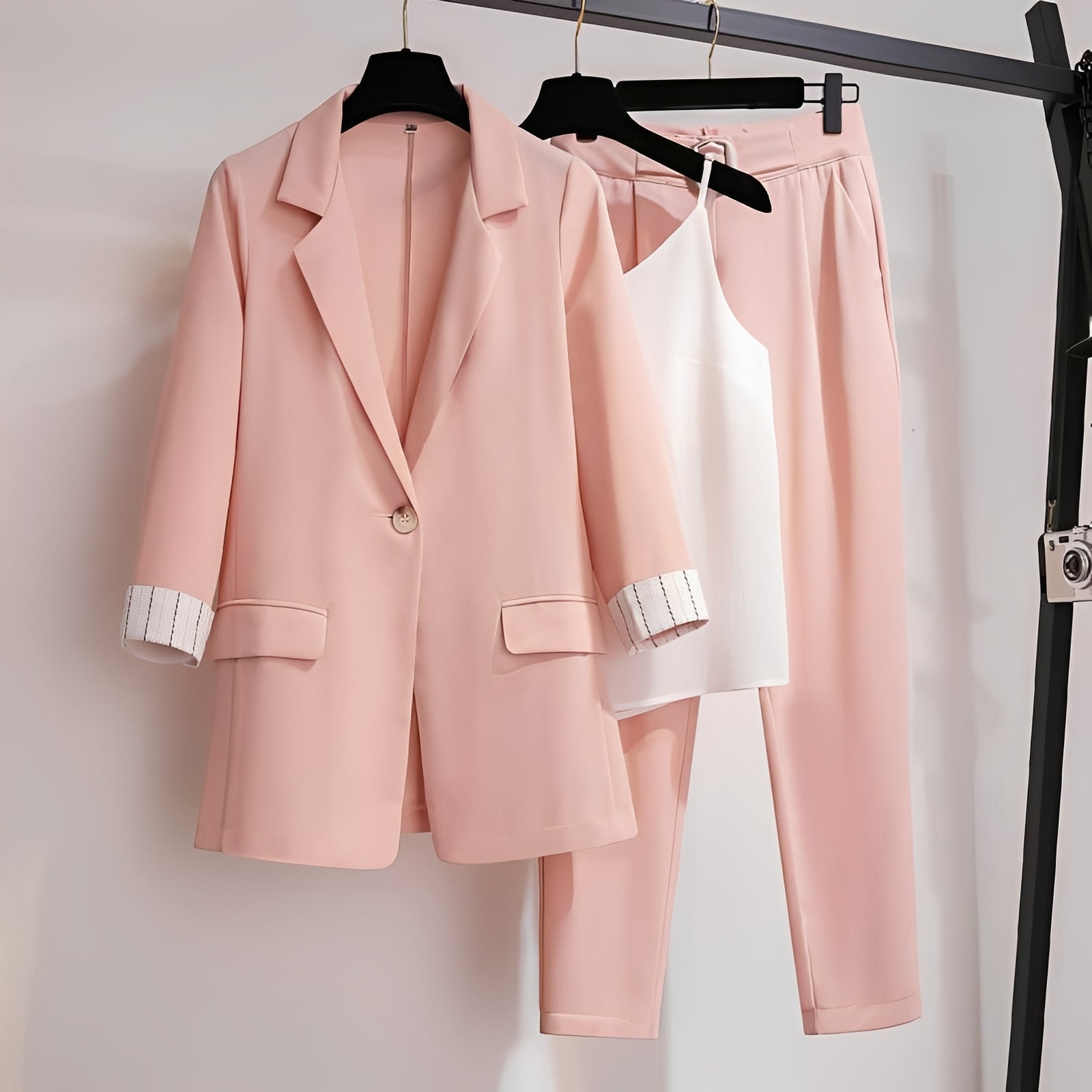 Paula - Chic three-piece blazer set for women