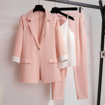 Paula - Chic three-piece blazer set for women