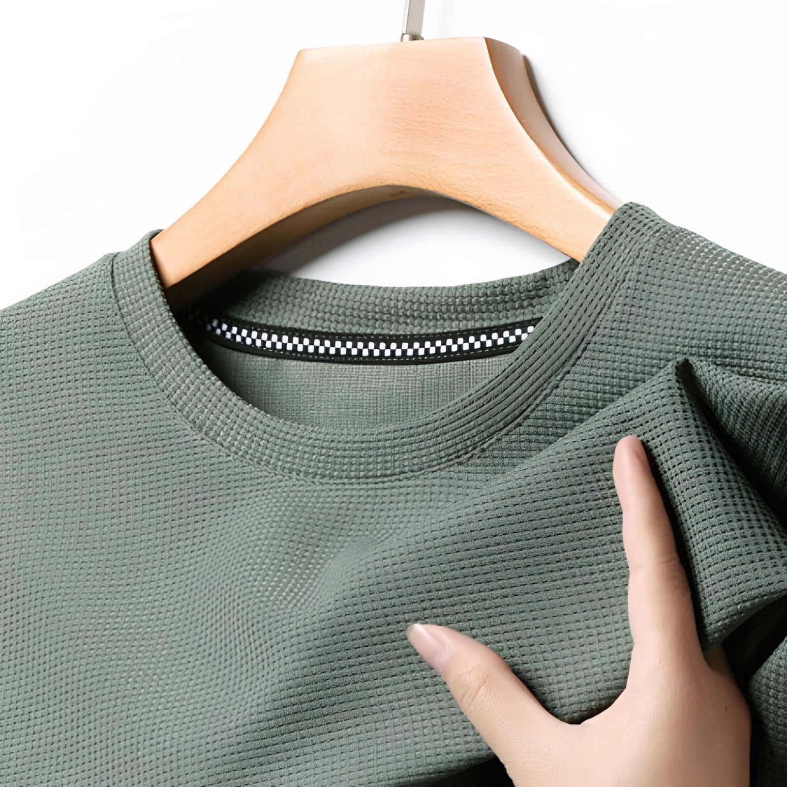 Jed - Casual Textured Tee