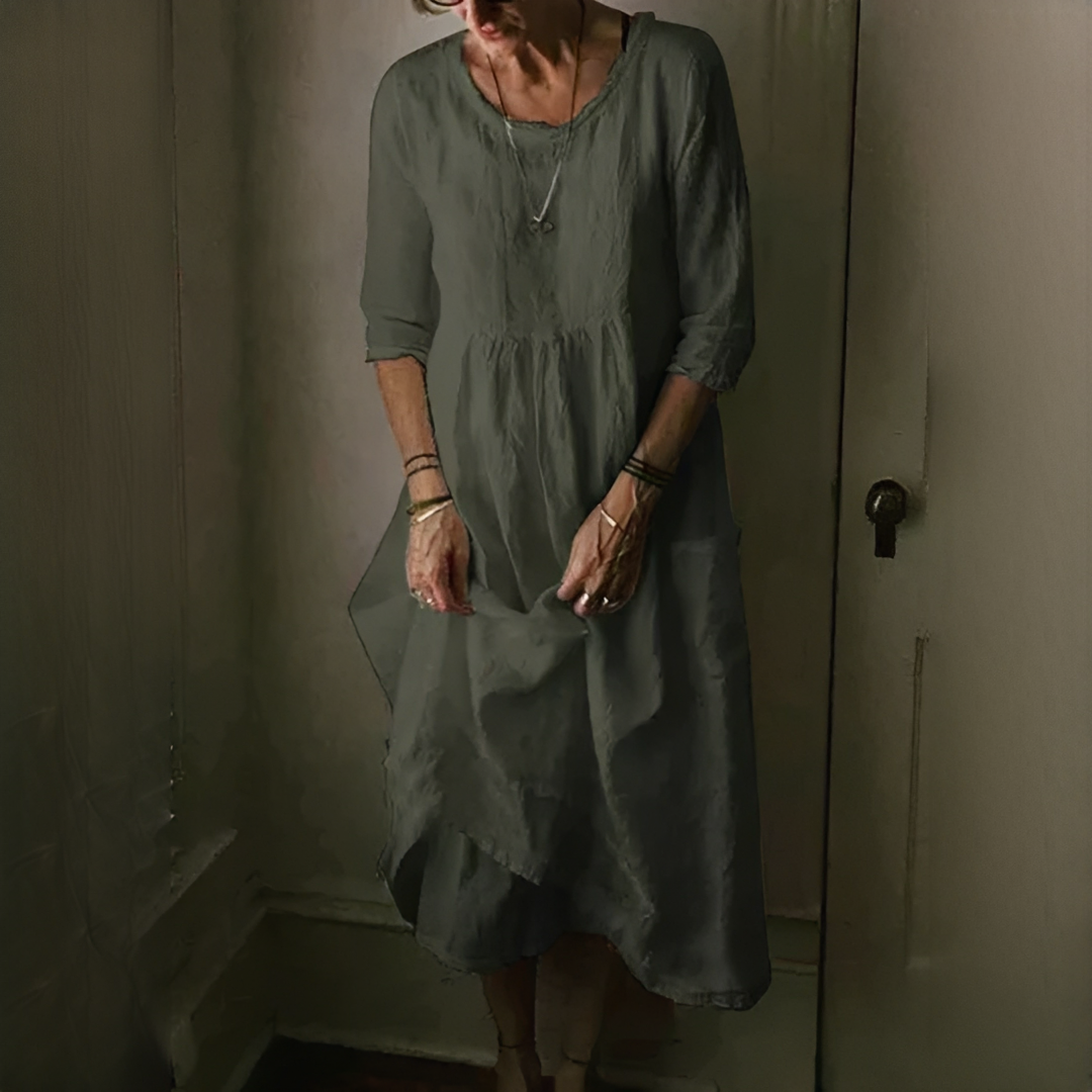 Aimee - Relaxed Pleated Dress