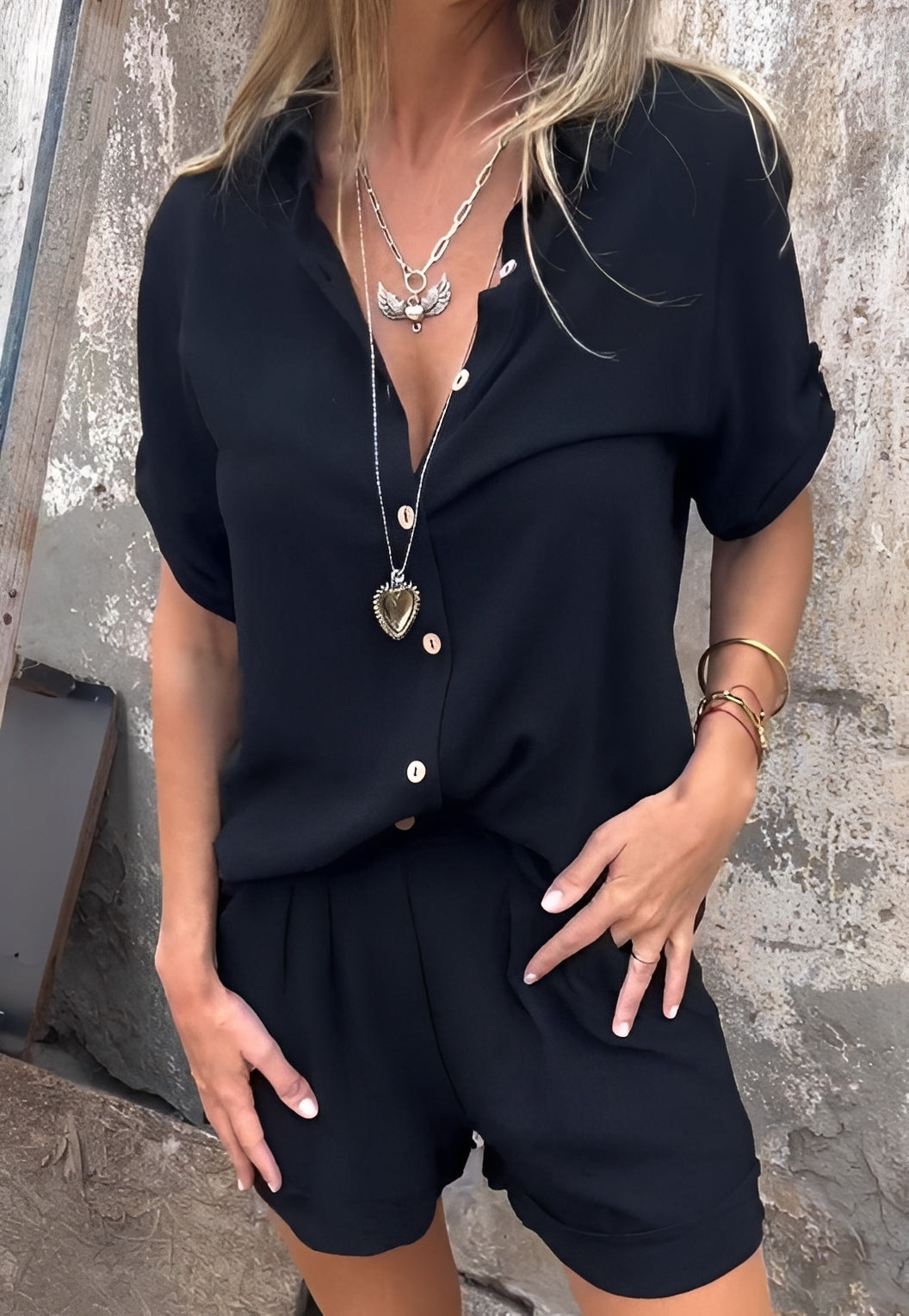 Minnie - Casual Blouse and Shorts Ensemble