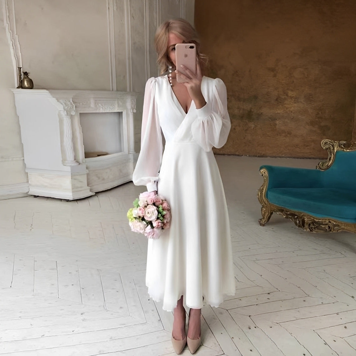 Carla - Chic, flowing long-sleeve dress for women
