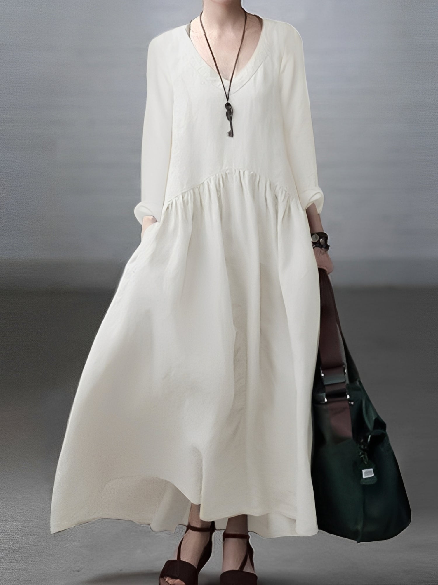 Lindy - Women's casual, loose V-neck dress