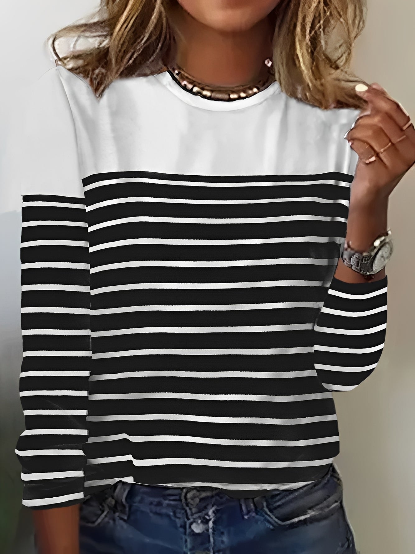 Samantha - Women's Long-Sleeve Shirt - Fashionable and Laid-Back