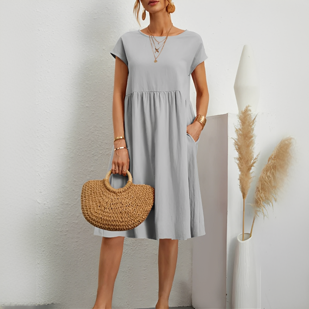 Evalyn - Trendy Mid-Length Dress