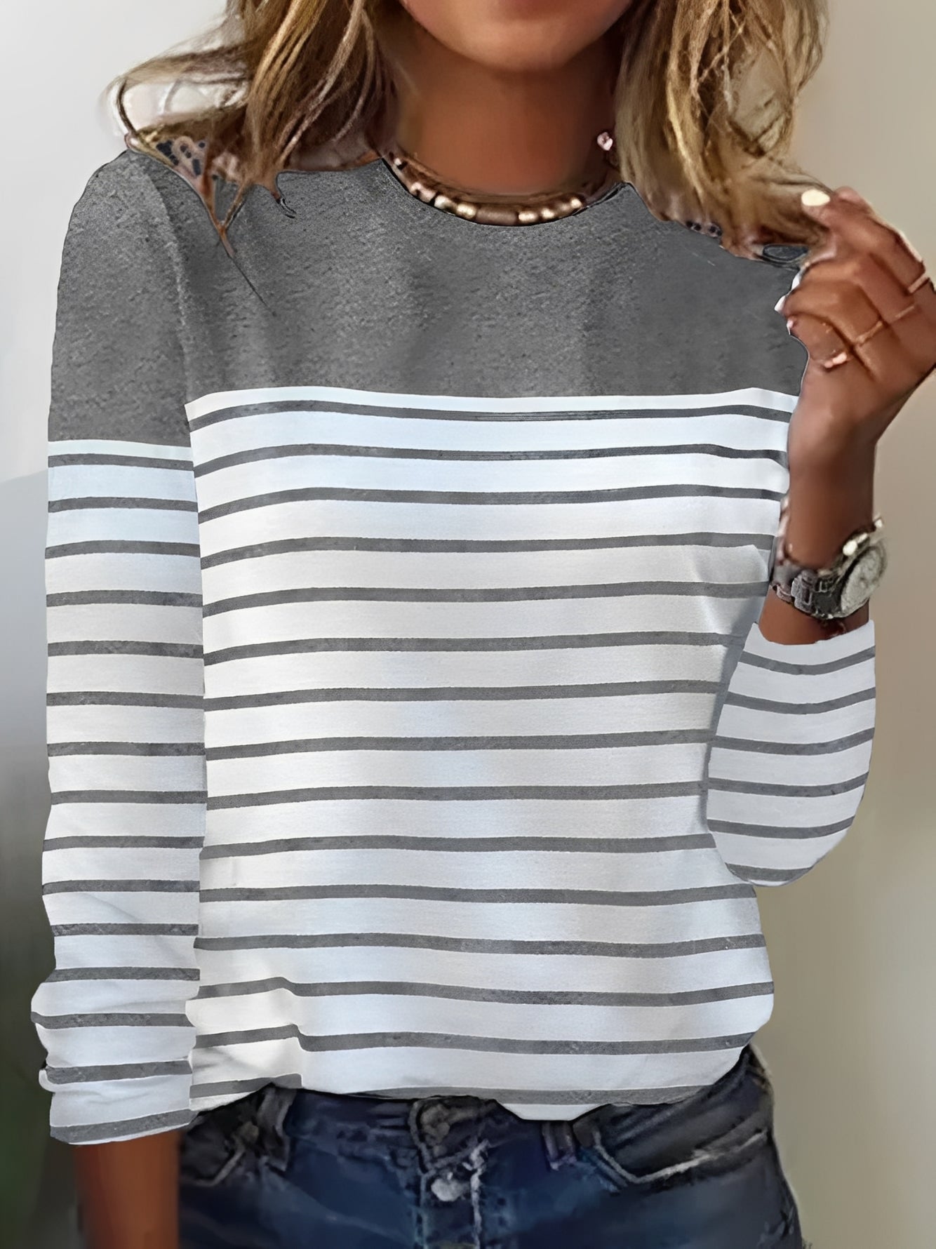 Samantha - Women's Long-Sleeve Shirt - Fashionable and Laid-Back