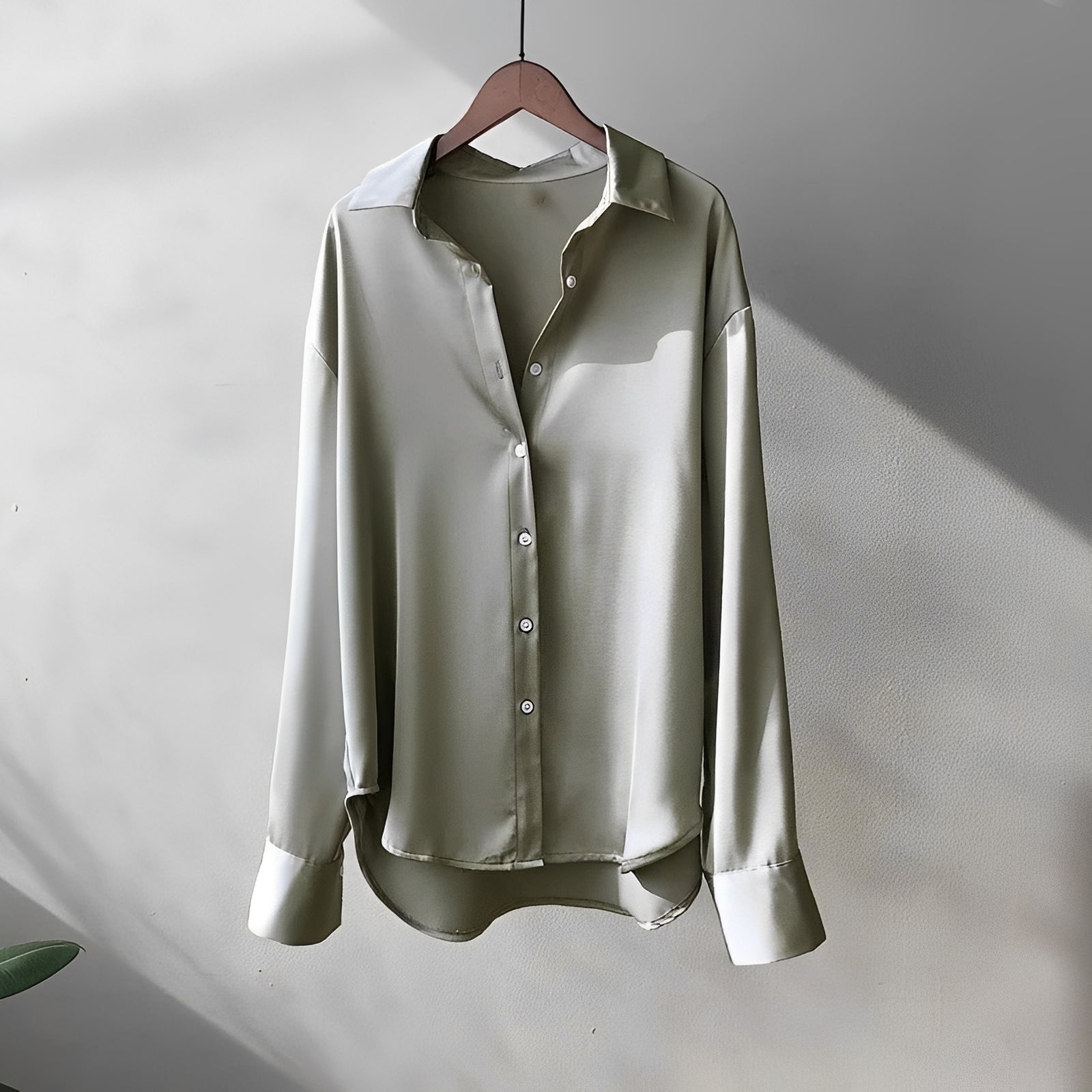 Ashley - Elegant Long-sleeved Shirt