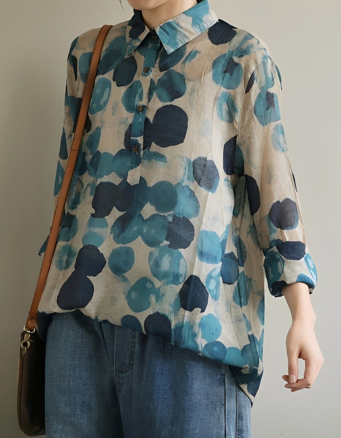 Jodie - Women's fashionable blouses with polka dot collars