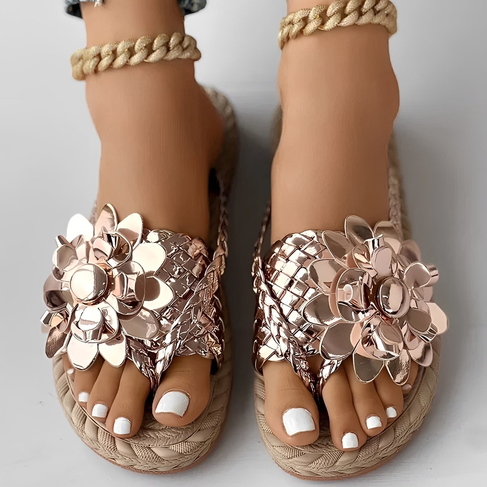 Saira - Casual Flip-Flops with Woven Accent