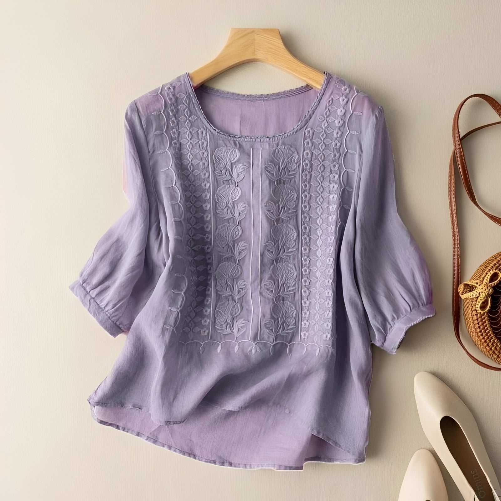 Daniyal - Relaxed Embroidery Blouse