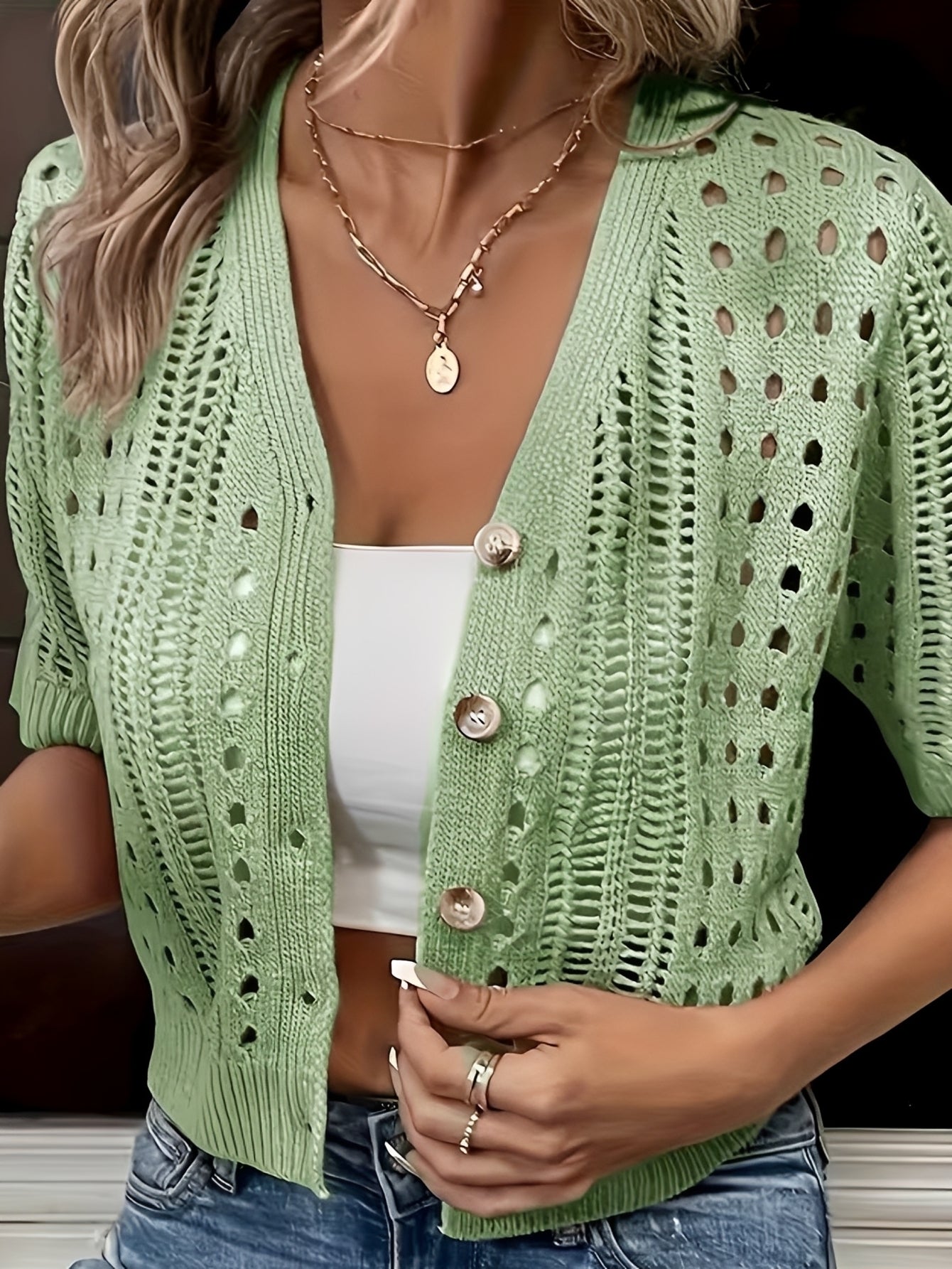 Catrin - Trendy Hollow-out Top