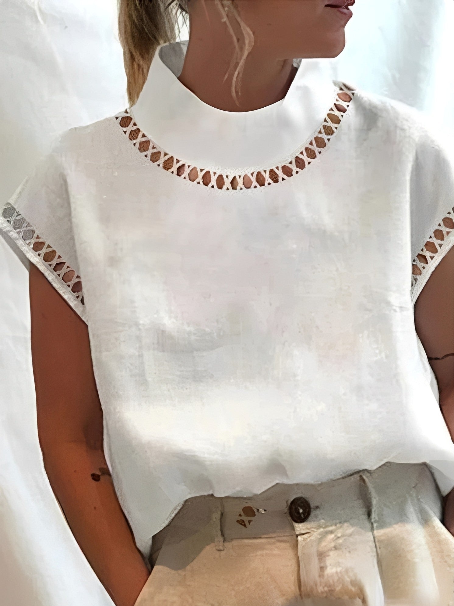 Nannie - Women's trendy blouse with cutout