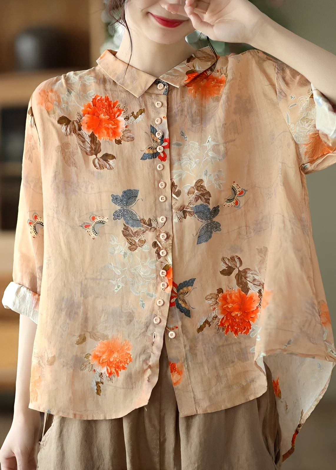 Tianna - Women's classic long-sleeve blouse